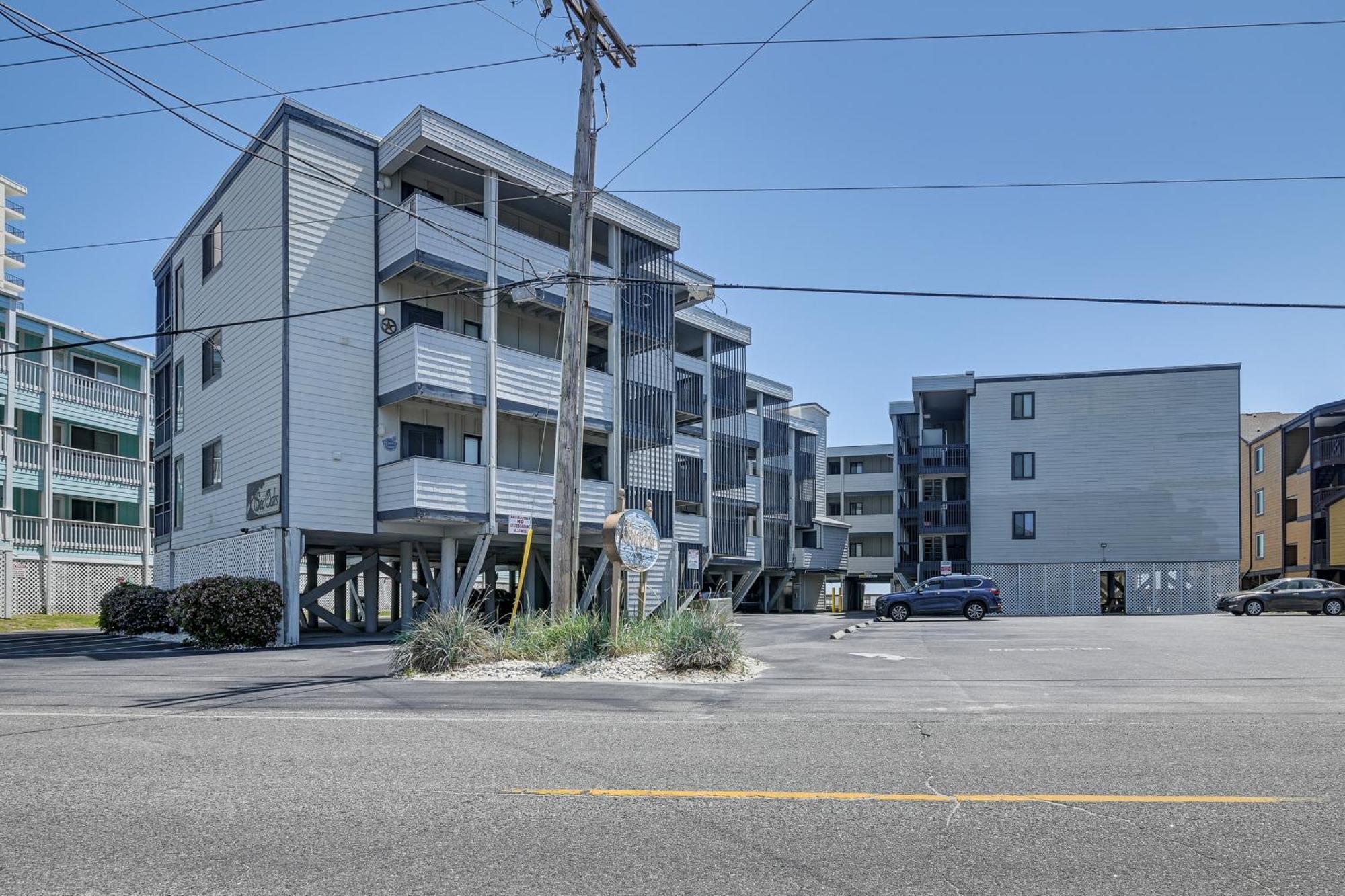 Coastal Condo On Beach With Community Pool Access! Myrtle Beach Bagian luar foto