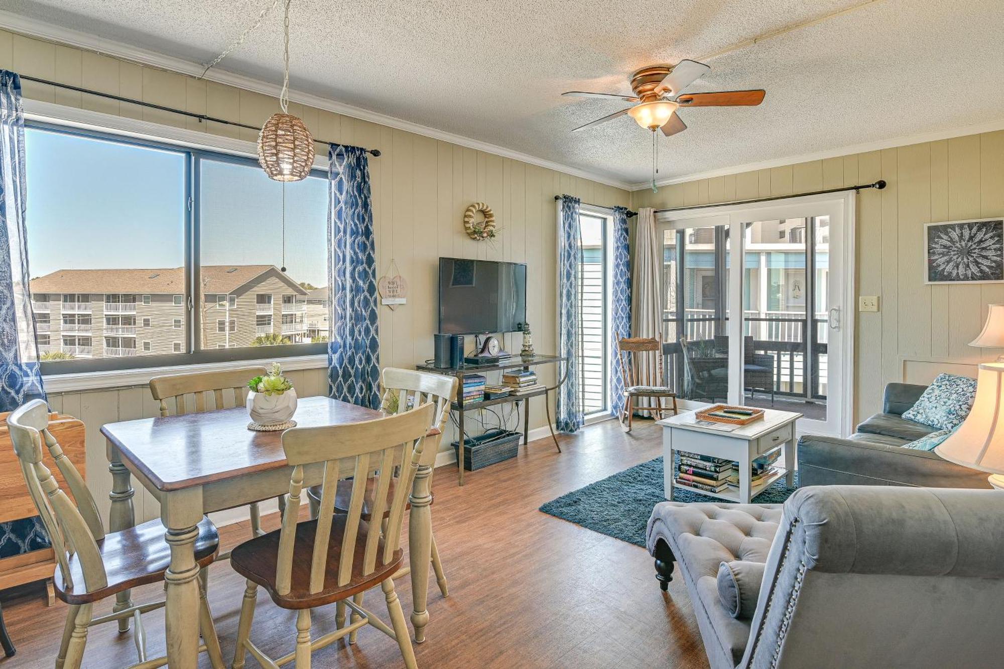 Coastal Condo On Beach With Community Pool Access! Myrtle Beach Bagian luar foto